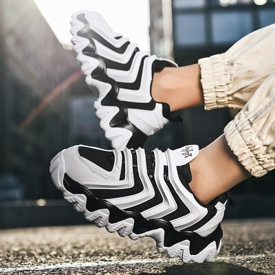 Stripes sneakers