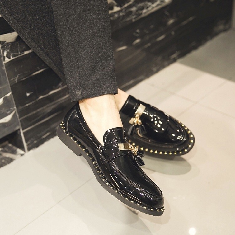 Formal slippers 