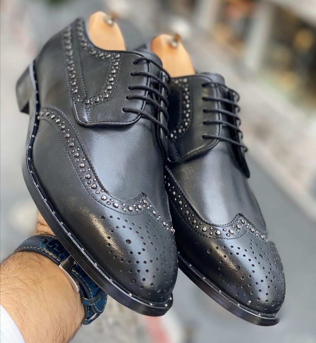 Formal studded shoes 