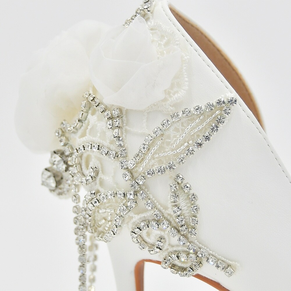 Sharp point wedding shoes 