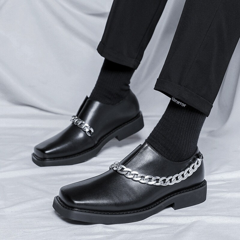 Side chained loafers 