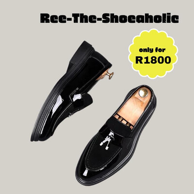 Mukhethwas Loafers
