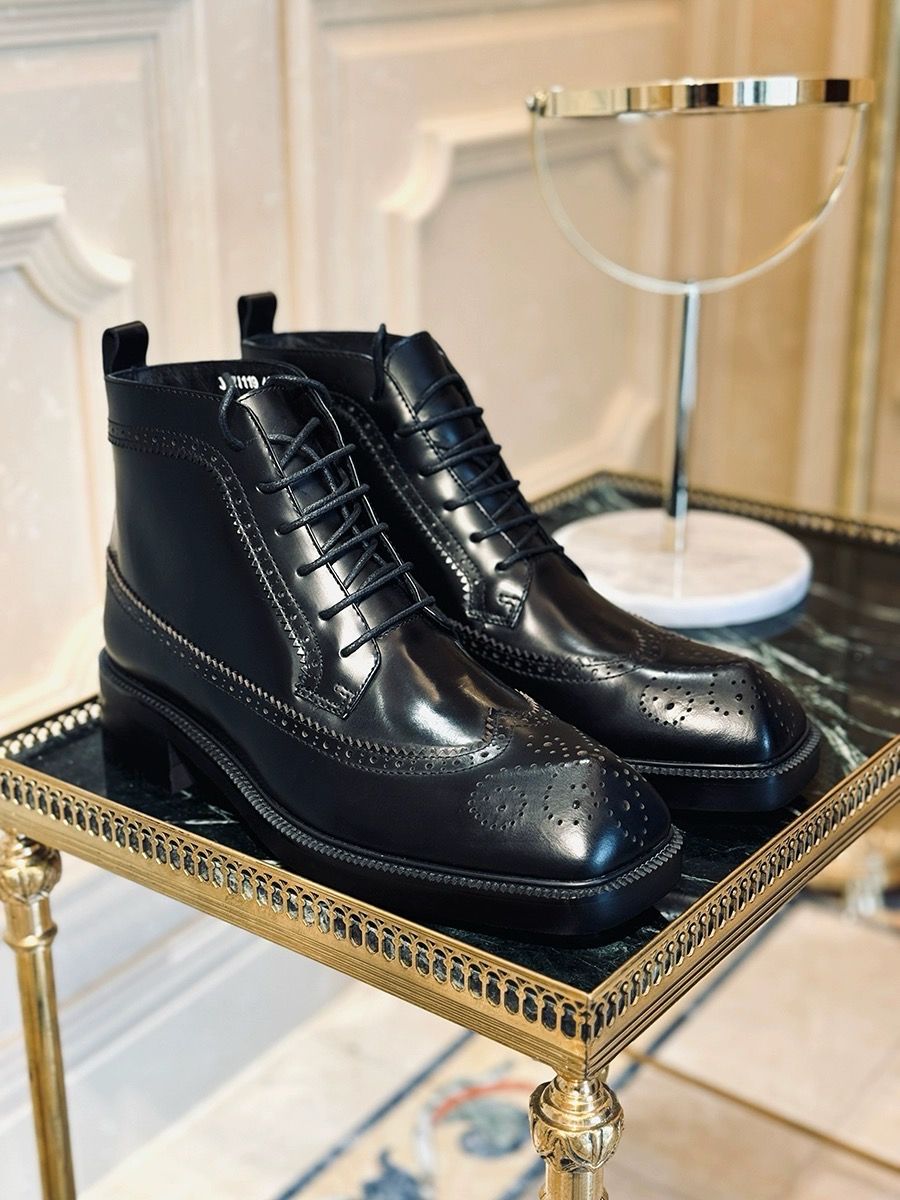 Black Leather Boots
