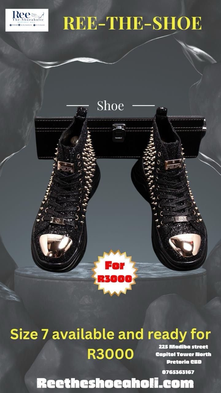 Pinned Boots
