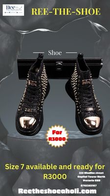 Pinned Boots