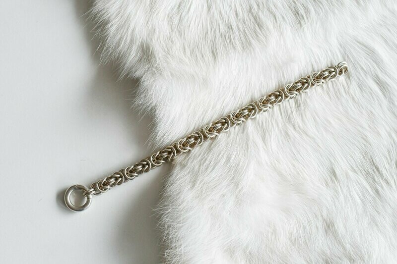 Zware zilveren byzantijnse chainmaille armband.