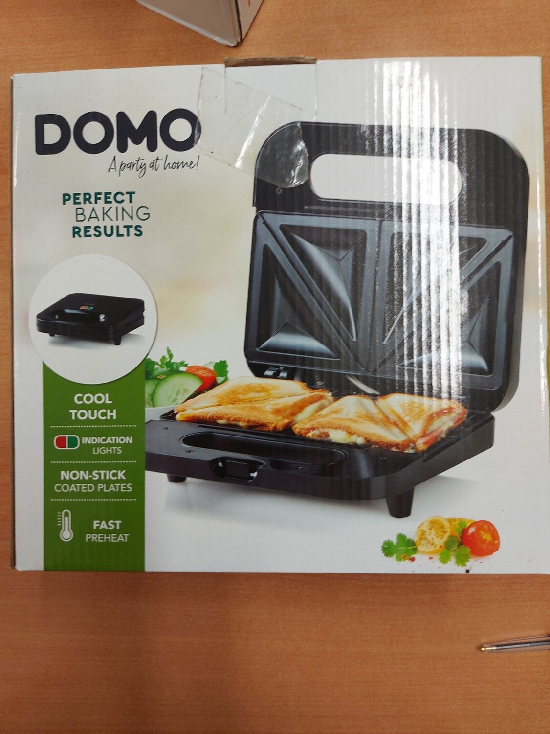 Domo toaster