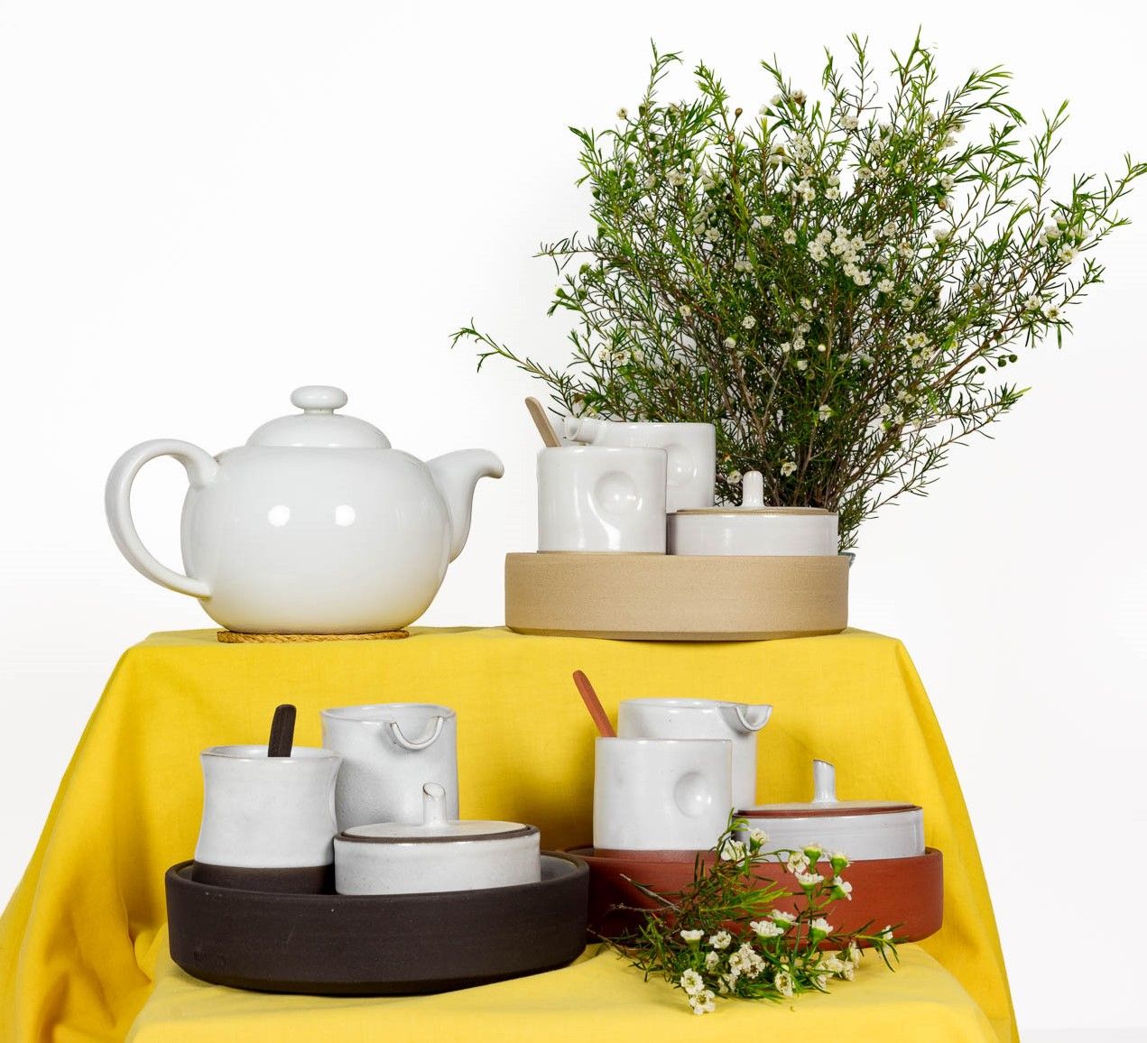 Set - Tea Set - Dimples (Sugar Bowl, Milk Jug, Teaspoon Holder, Tray & 1 Free Teaspoon)