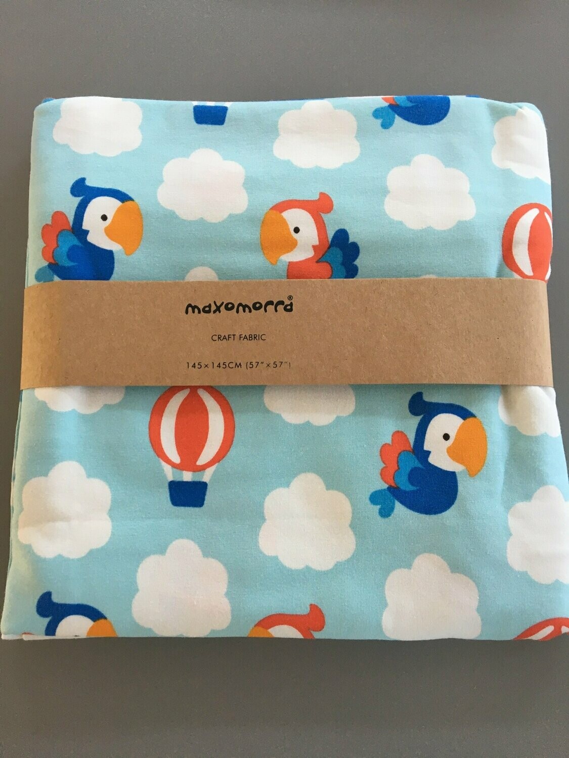 Maxomorra Stoff Muster Parrot