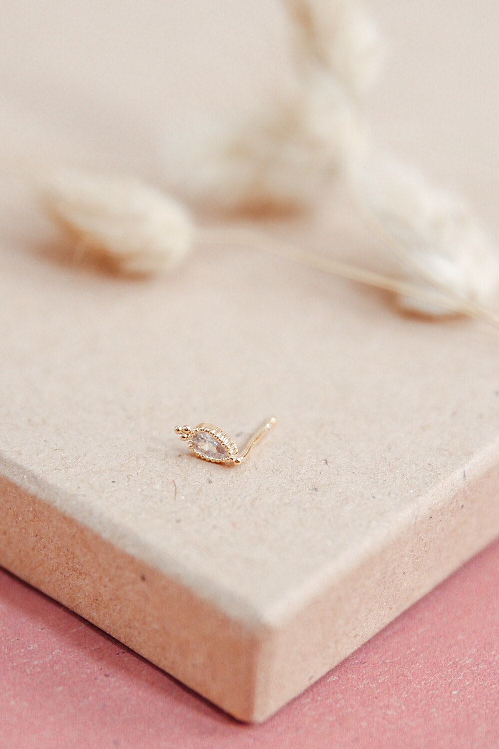 Earring Stud Stone White Earring Stud Stone White