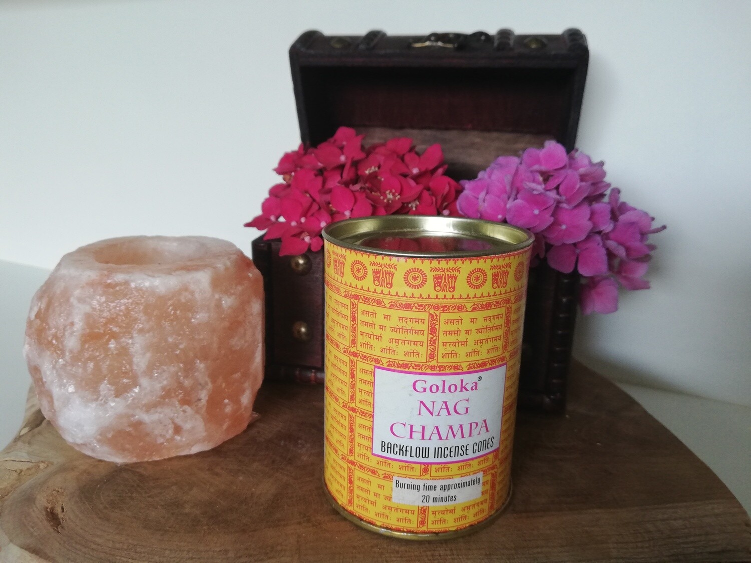 Goloka backflow wierook kegel Nag champa