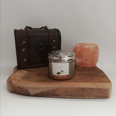 Green tree scented candle Madagascan vanille