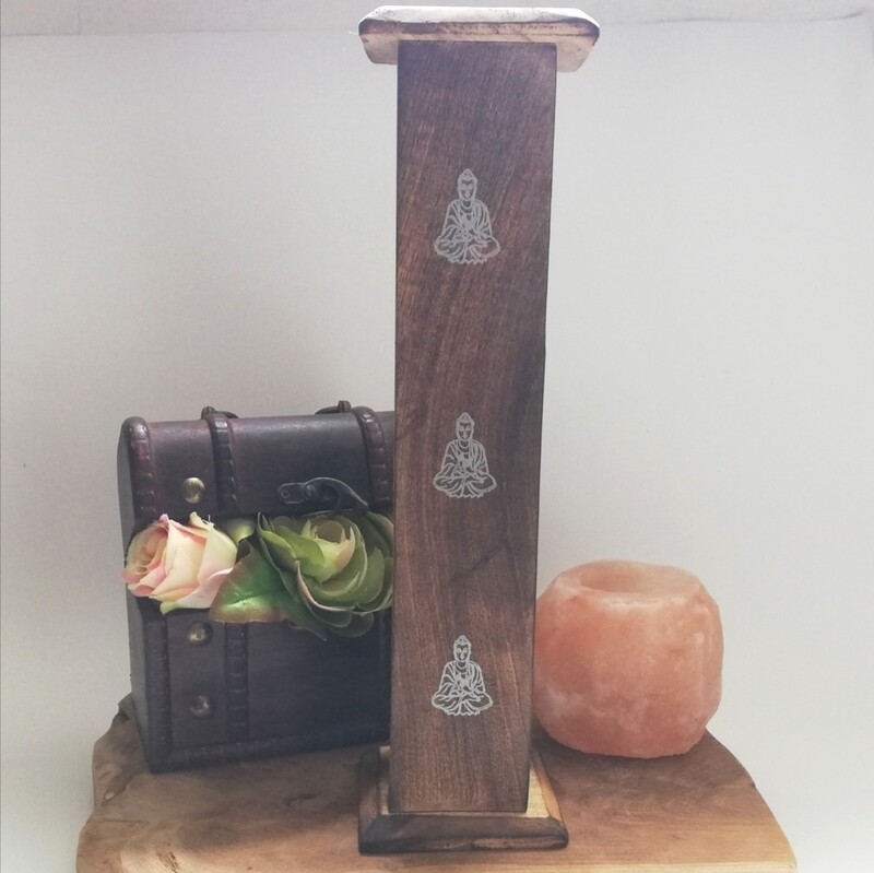Wierook toren antiek hout Boeddha