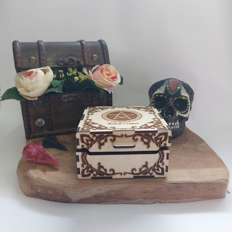 Witch's Runes box / doosje