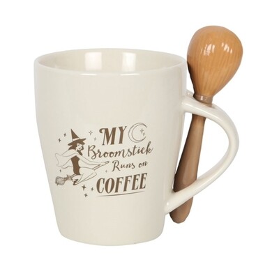 My broomstick runs on coffee kopje met lepel