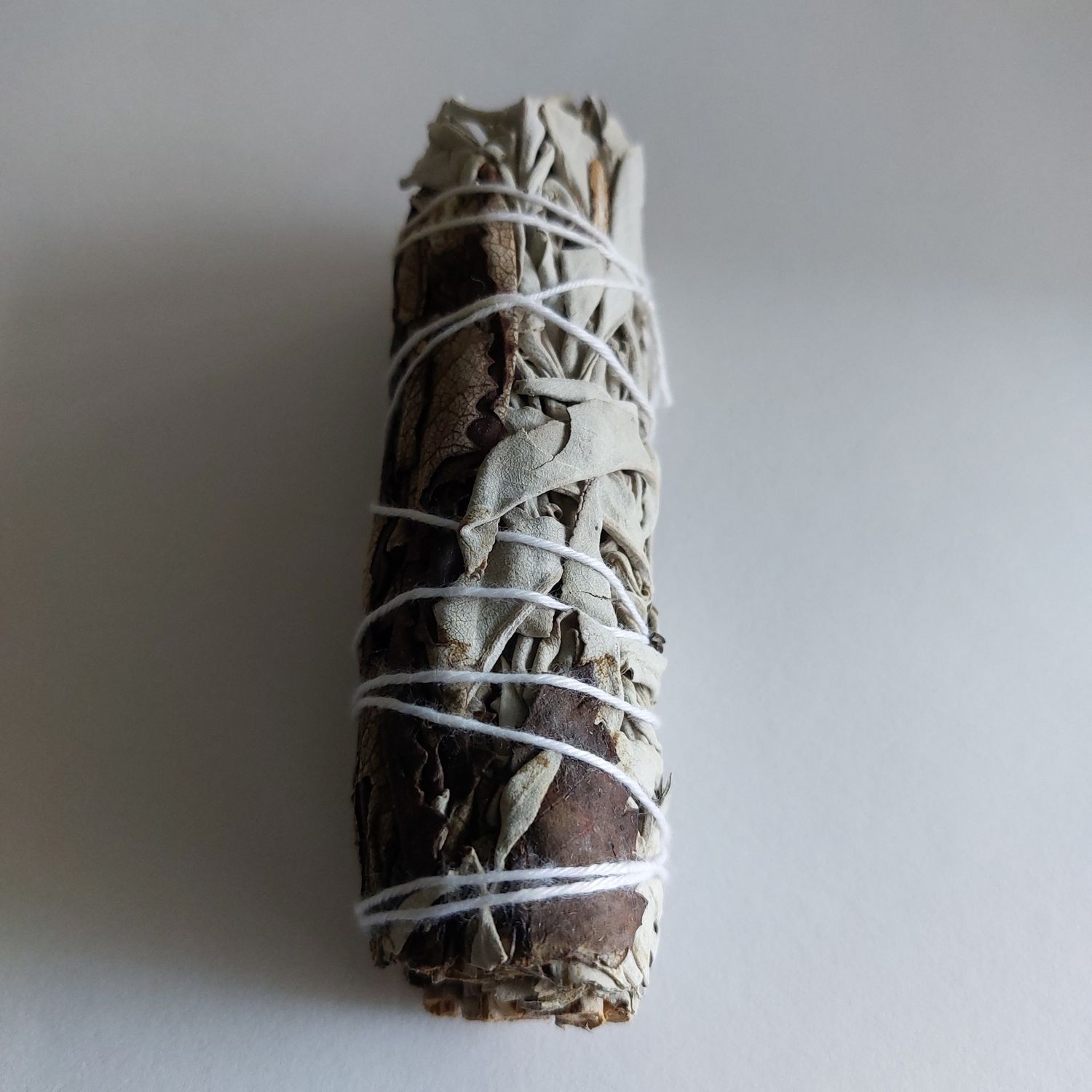 Witte en zwarte salie gecombineerd