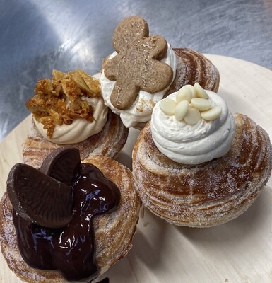 Winter Sourdough Cruffins - (Mixed box of 4 flavours) Winter Sourdough Cruffins - (Mixed box of 4 flavours)