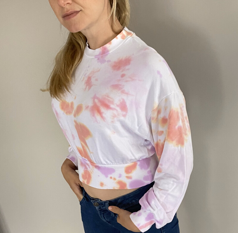 Cropped Pink And Orange Sweatshirt. Size 8