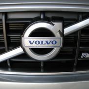 VOLVO GUMISZŐNYEG