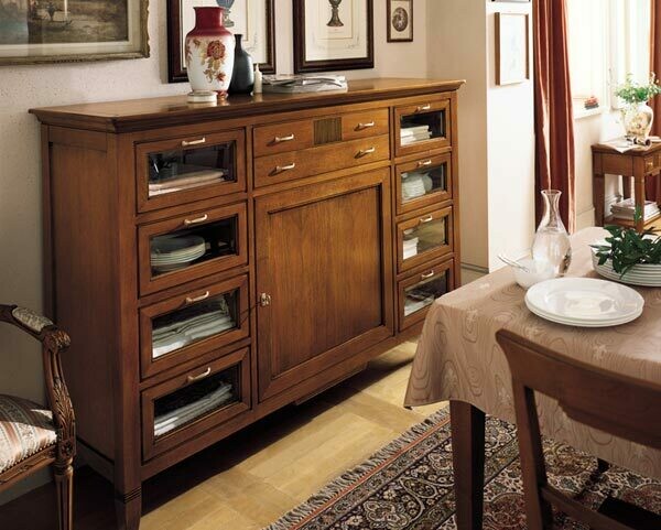 Credenza in noce con una porta e dieci cassetti