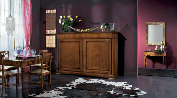 Credenza con due porte e ribalte