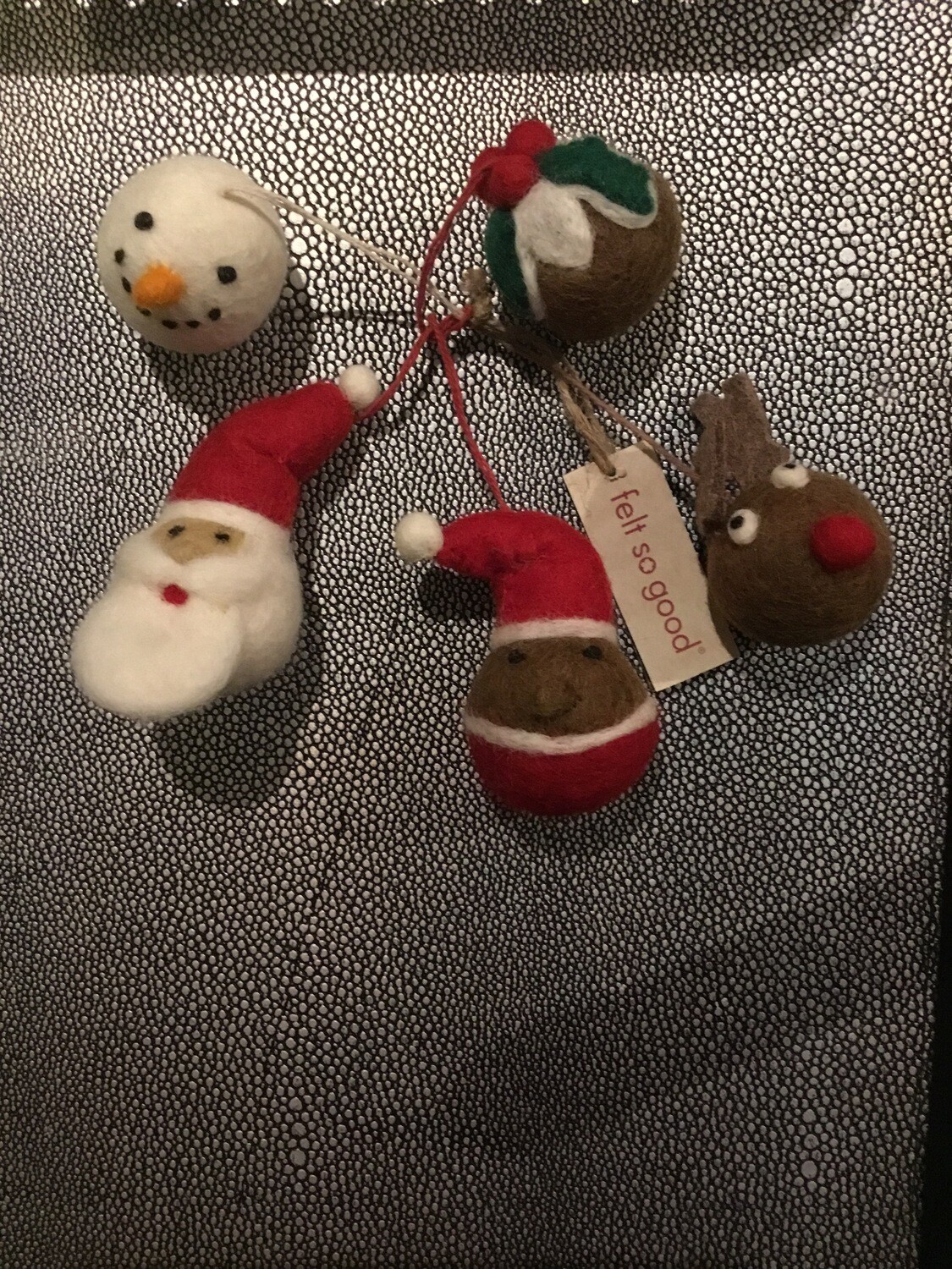Set van 5 vilten handgemaakte kerstfiguren