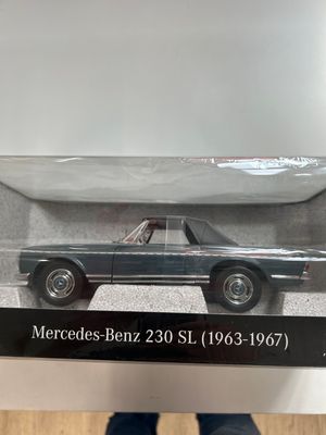 MINIATUUR AUTO SL 230 PAGODE