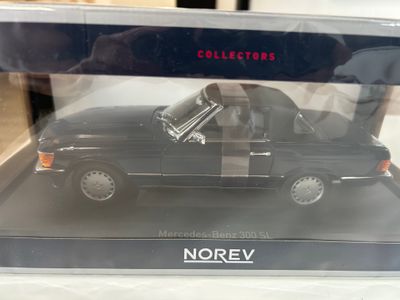 MINIATUUR 300 SL 1/18 TYPE 107