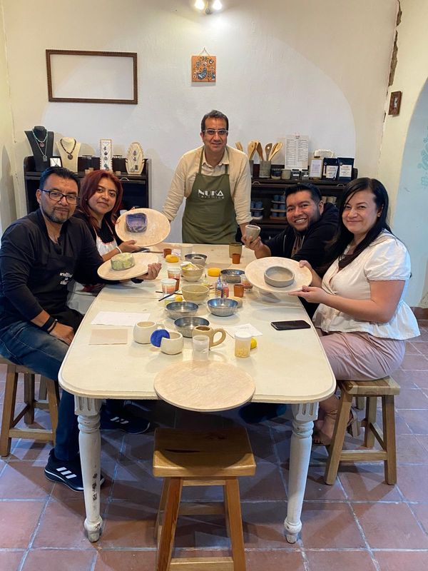 Talleres de experiencia "Café y cerámica"