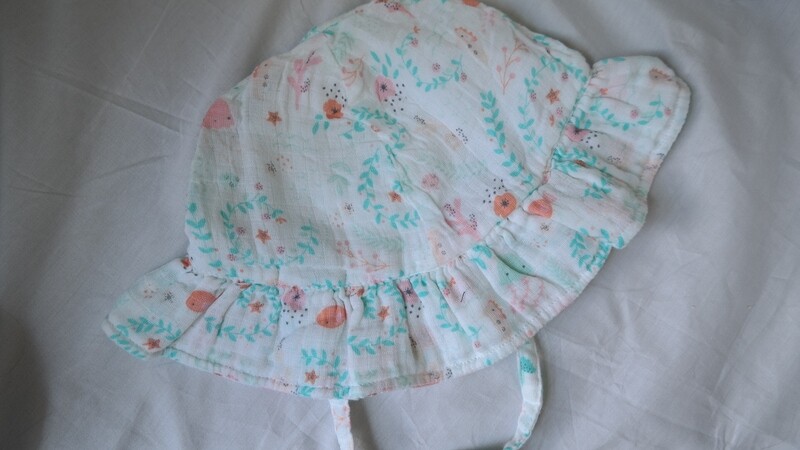 muslin sun hat - Summer mornings 12-24