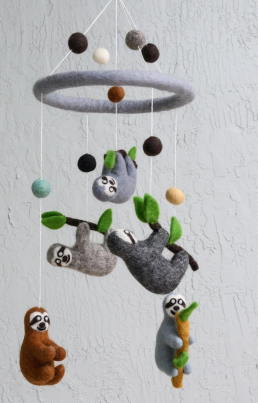 The Winding Road Mobile - sloths