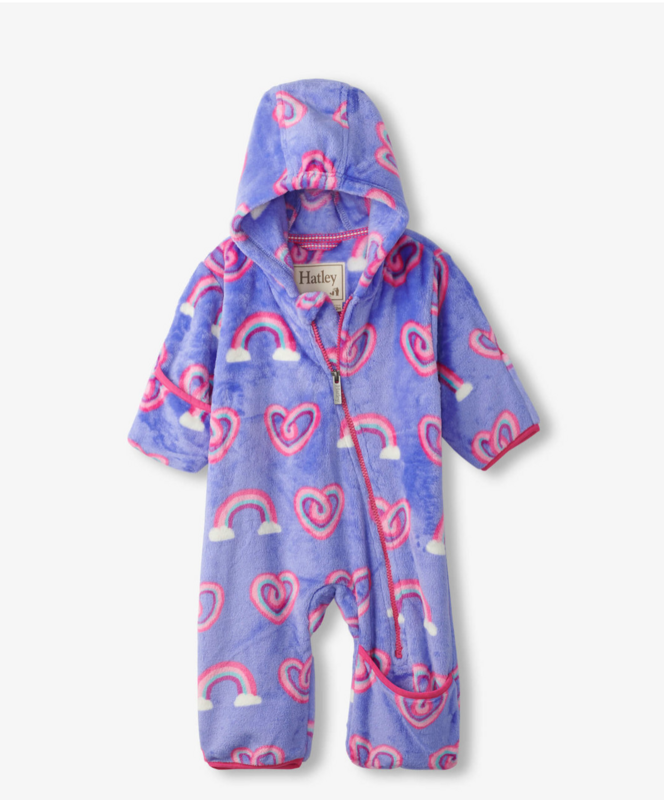 Twisty Rainbow Hearts Fleece Bundler