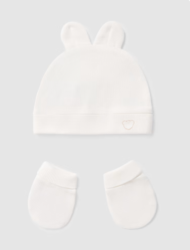 19340 White Hat &amp; Gloves Set