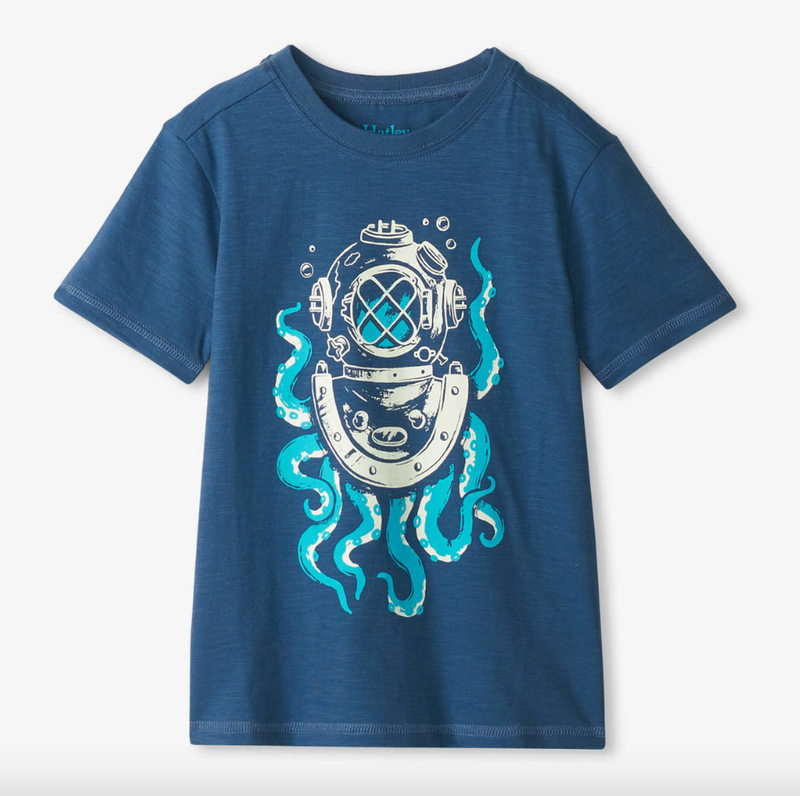 deep sea mariner graphic tee