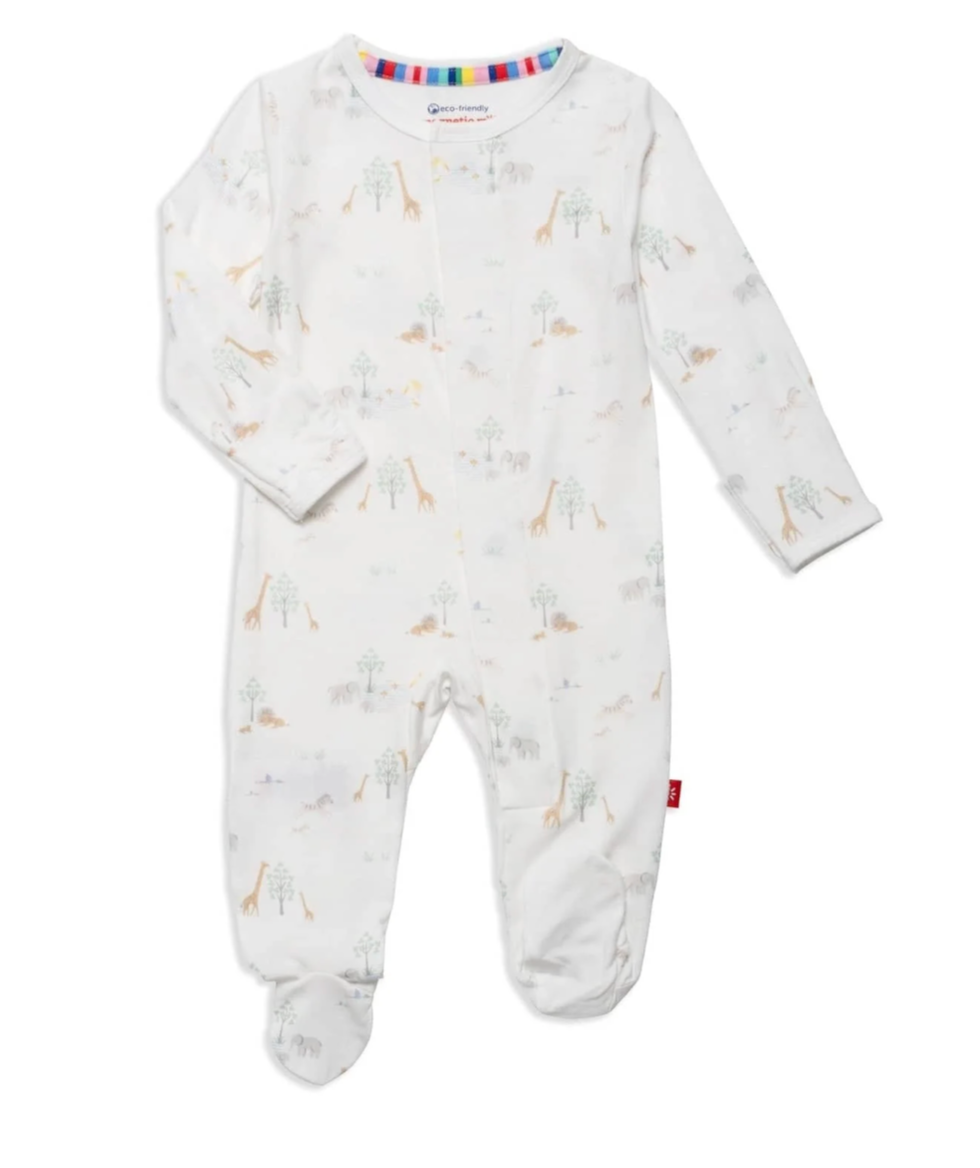 Magnetic Me white safari footie