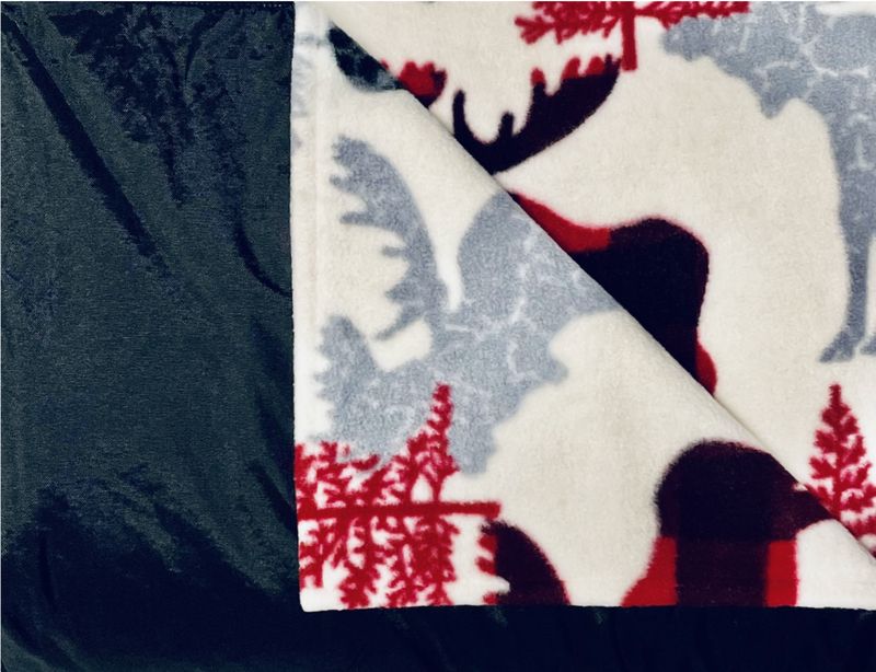 MROB Black/Red Moose w/Red Tree Family