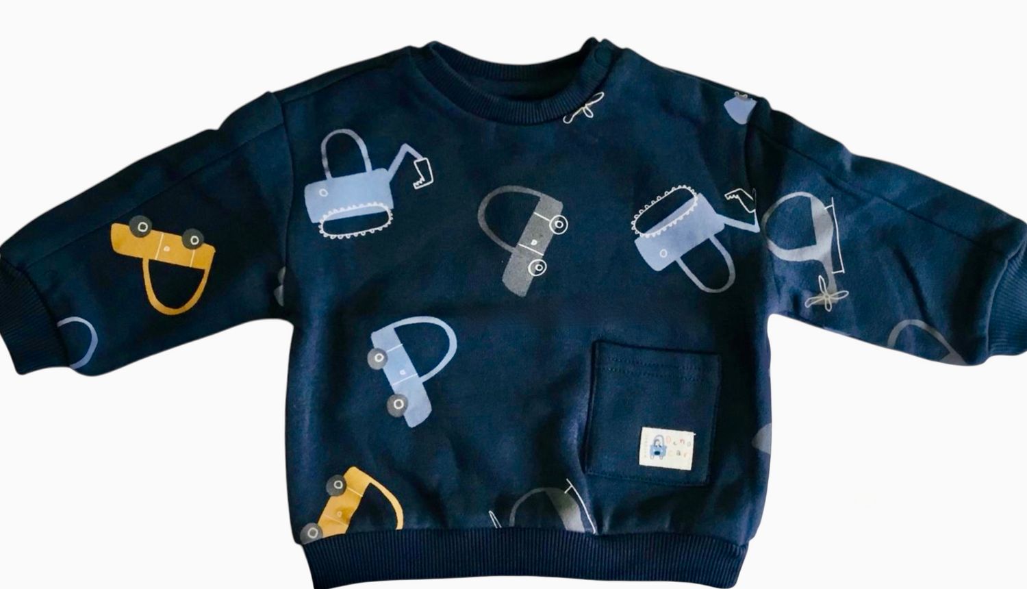 2462 Vehicle Printed Pullover