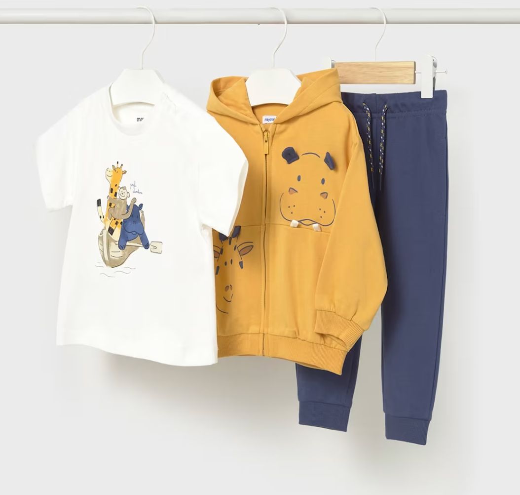 1833 Tracksuit w/Shirt