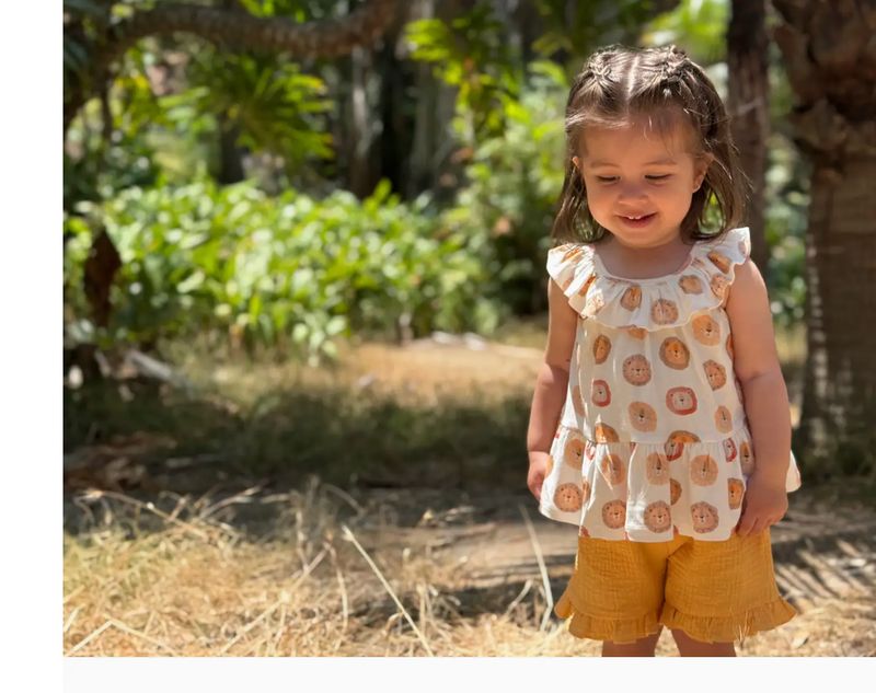 EH831C 2 Piece Shorts &amp; Tank Set Lions