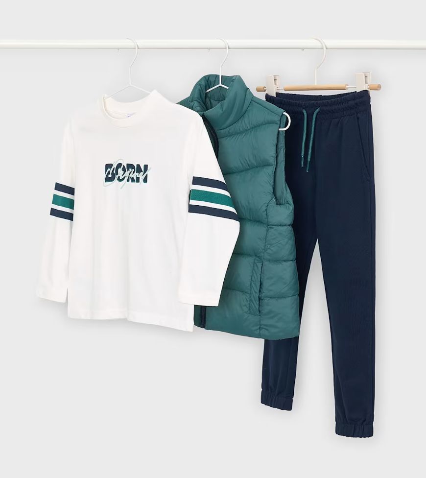 4609 Pant, t-shirt, and vest set