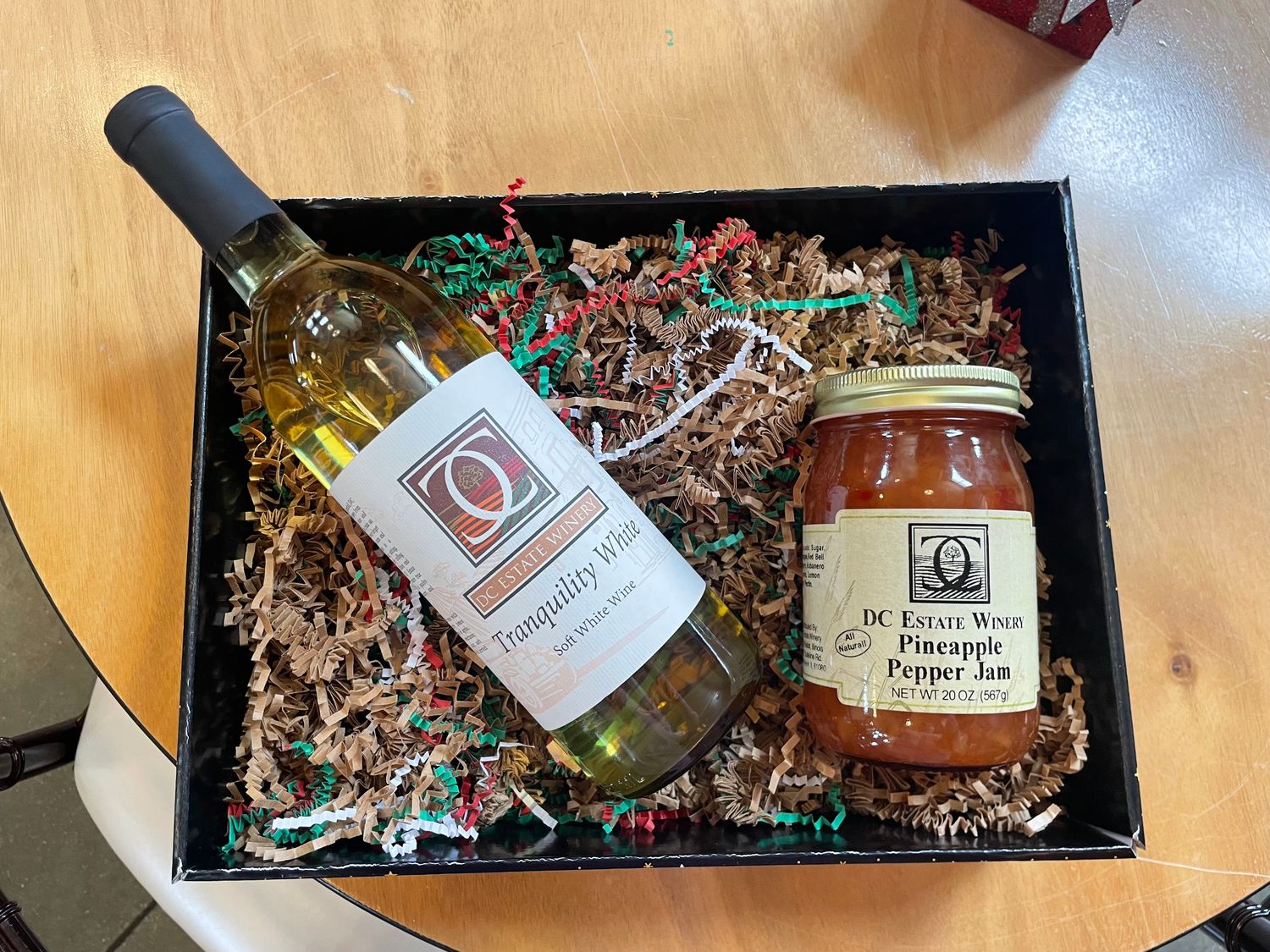 Tropical Lover&#39;s Basket