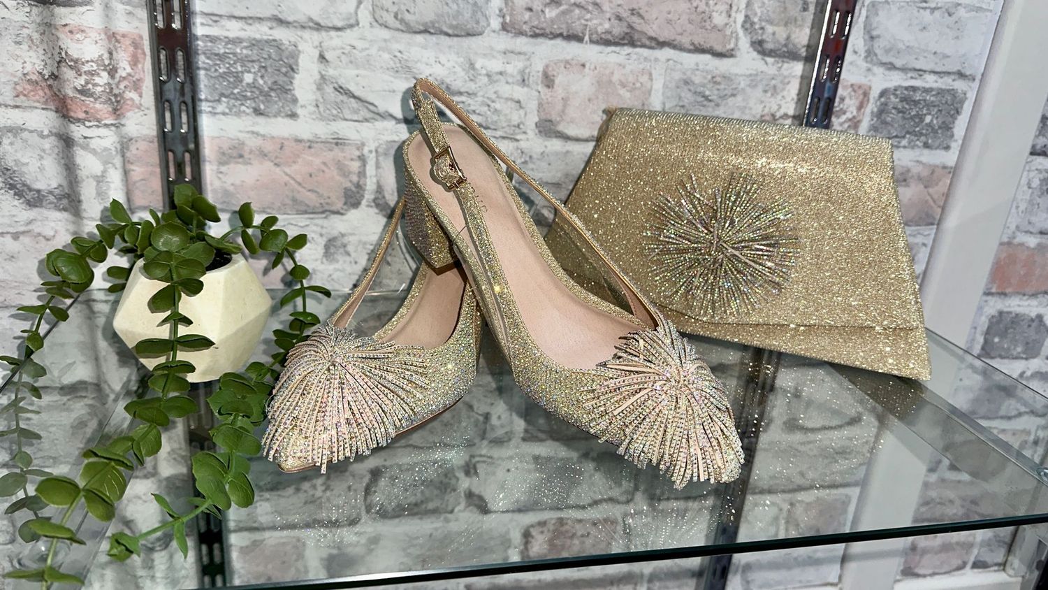 Menbur - Shoe & Bag set - Gold -24411 Menbur - Shoe & Bag set - Gold -24411, Size: 37