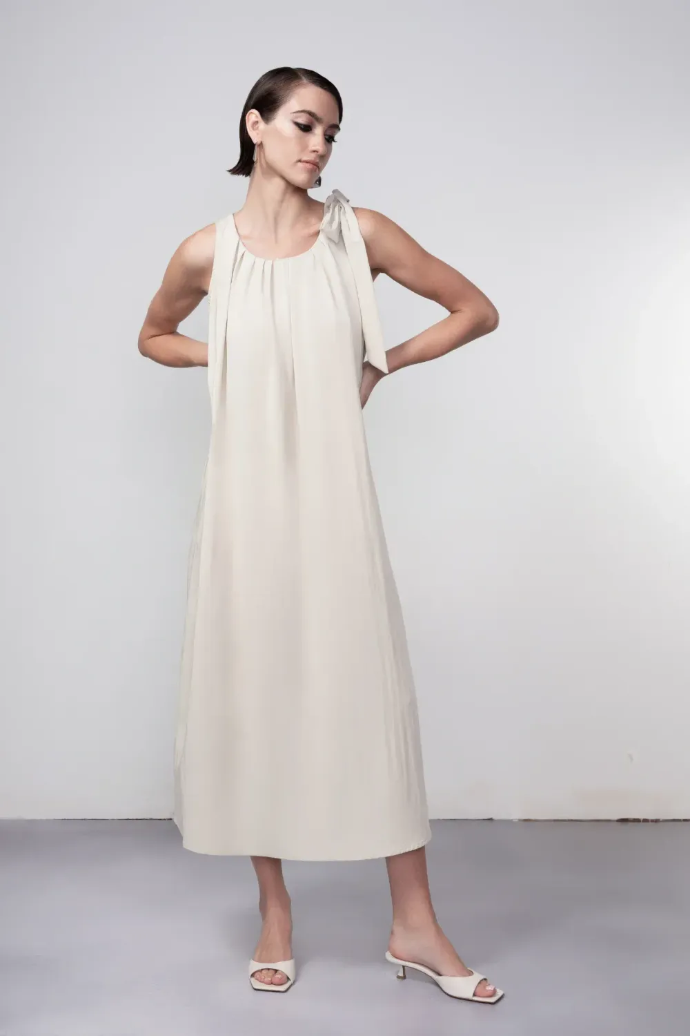 HAAKO sleeveless dress H1041 stone HAAKO sleeveless dress H1041 stone