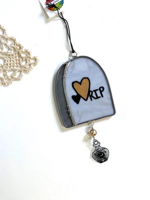 Grave Stone - Hearts Grave Stone - Hearts