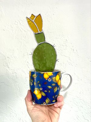 Lemon Blooming Prickly Pear