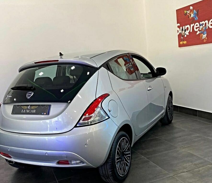 LANCIA YPSILON GOLD