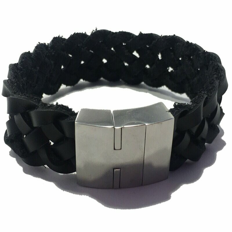Bold Harlem Black