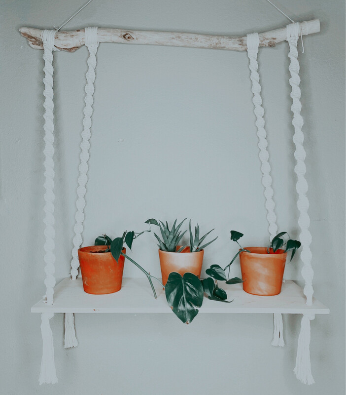 Beachy Shelf