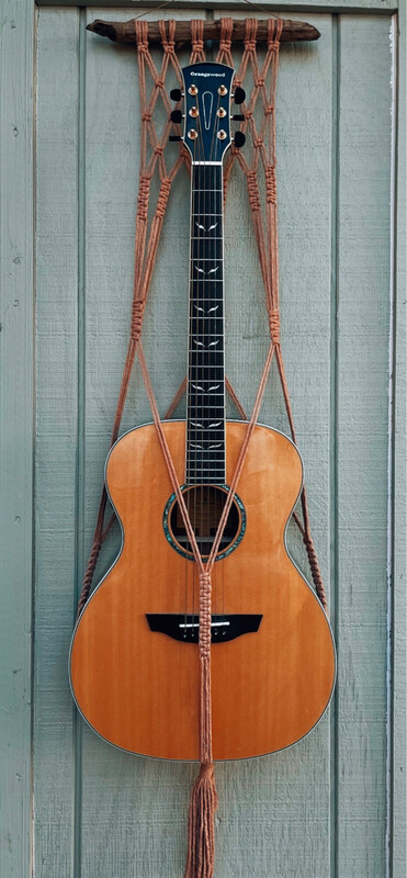 Guitar Holder