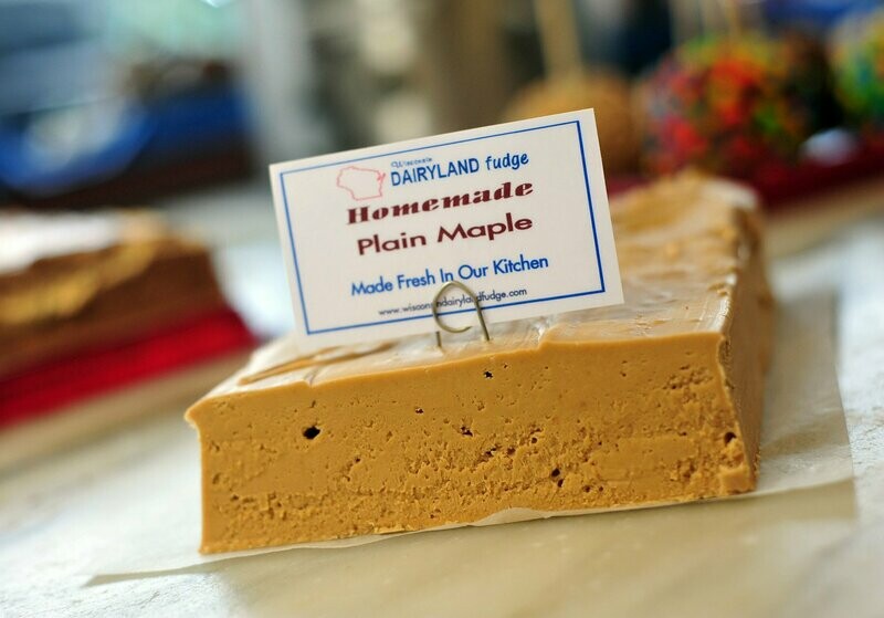 Plain Maple Fudge 1# Box